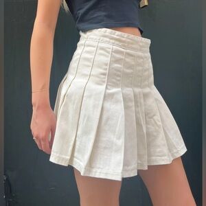Brandy Melville Dana Skirt